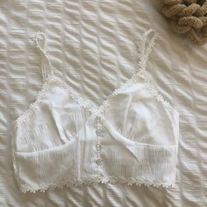 NEW-white crop top with flowers